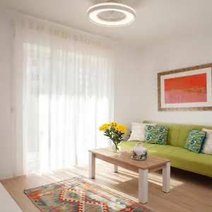 lovely-beachfront-apartment-in-calahonda.1costadelsol.com/